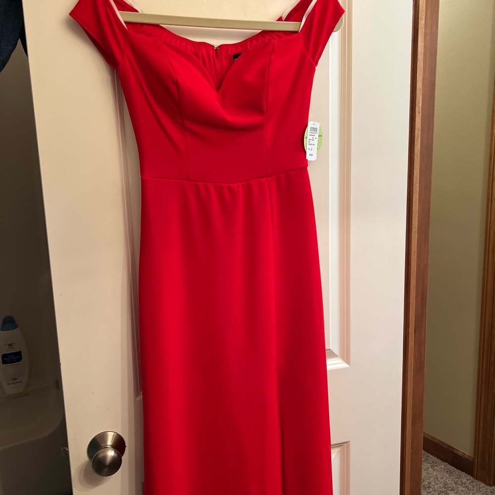 New with tags- beautiful red dress junior size 3